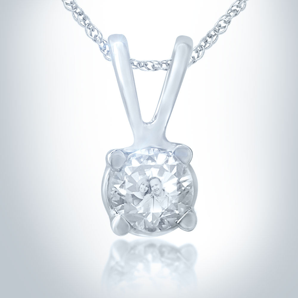 Memori Solitaire Diamond Pendant